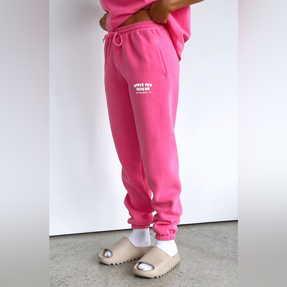 White Fox Boutique The Main Season Sweatpants Hot Pink